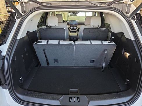 New 2026 Ford Explorer Active w/ Active Comfort Package image 16