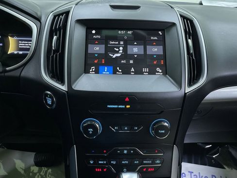 Used 2018 Ford Edge SEL w/ Equipment Group 201A image 24