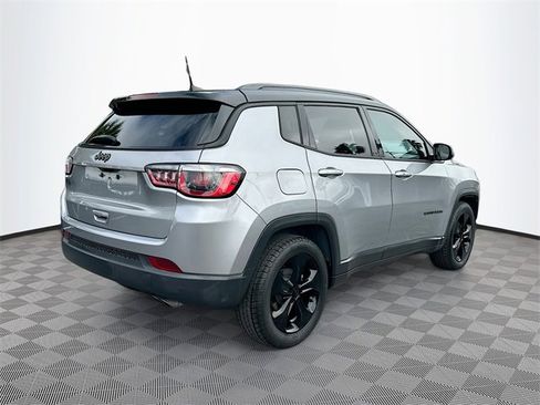 Used 2020 Jeep Compass Latitude image 7