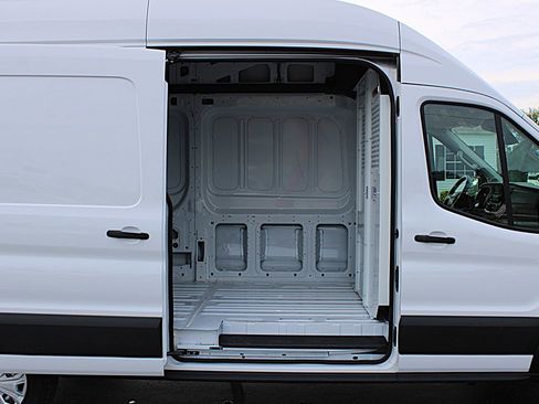 Used 2025 Ford Transit 350 148 High Roof Extended RWD image 9