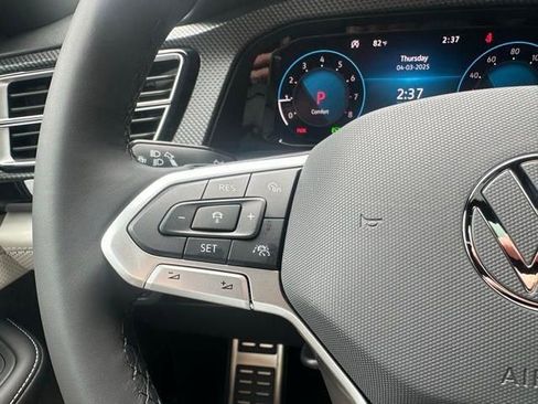 New 2025 Volkswagen Atlas Cross Sport SEL Premium R-Line AWD/4WD image 17