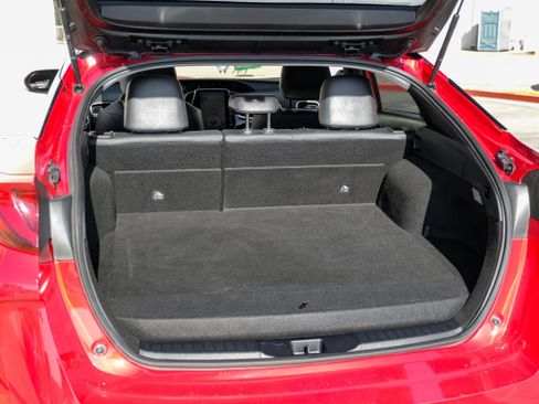 Used 2021 Toyota Prius Prime XLE image 47