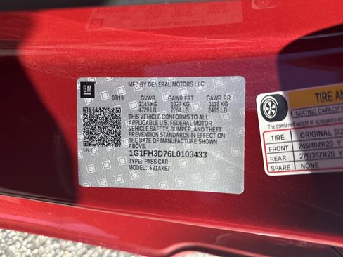 Used 2020 Chevrolet Camaro SS image 23