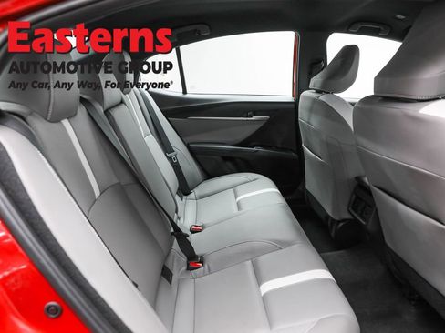 Used 2025 Toyota Camry SE w/ Convenience Package AWD/4WD image 23