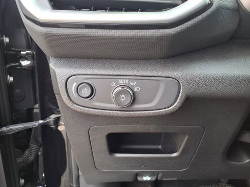 Used 2021 Chevrolet TrailBlazer LS image 12