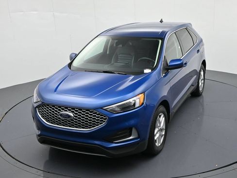 Certified 2024 Ford Edge SEL AWD/4WD image 17
