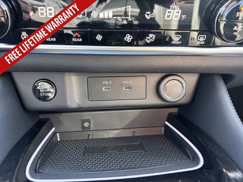 New 2026 Nissan Rogue Platinum w/ Tech Package AWD/4WD image 26