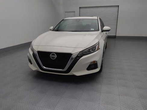 Used 2020 Nissan Altima 2.5 Platinum image 15