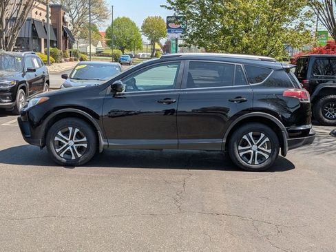 Used 2018 Toyota RAV4 LE w/ All Weather Liner Package AWD/4WD image 6