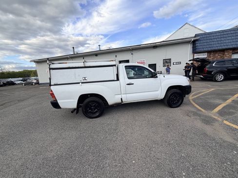 Used 2012 Toyota Tacoma 2WD Regular Cab image 9
