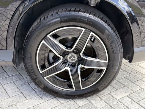 Certified 2026 Mercedes-Benz GLC 300 4MATIC image 9
