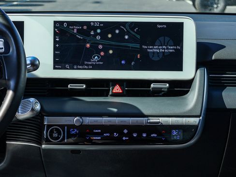 Used 2024 Hyundai Ioniq 5 SEL image 9