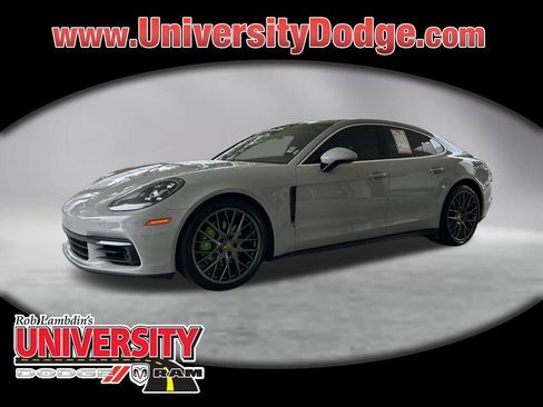 Used 2018 Porsche Panamera 4 AWD/4WD image 1