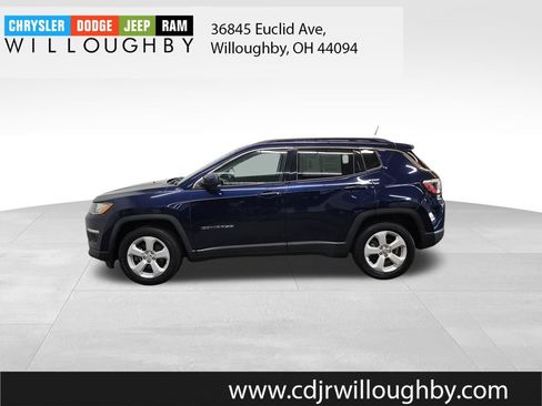 Used 2018 Jeep Compass Latitude FWD image 6