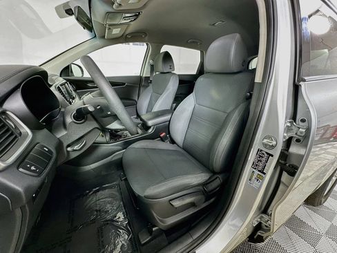 Used 2020 Kia Sorento FWD V6 image 22