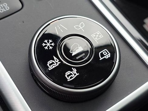 New 2026 Nissan Pathfinder Platinum AWD/4WD image 35