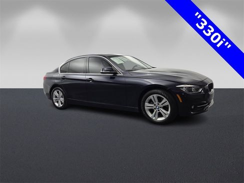 Used 2017 BMW 330i Sedan image 1