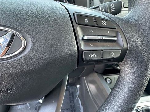 Used 2022 Hyundai Kona SEL w/ Cargo Package AWD/4WD image 15