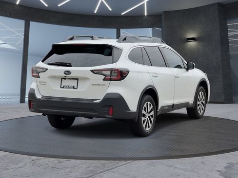 Used 2020 Subaru Outback Premium w/ Popular Package #1 AWD/4WD image 4