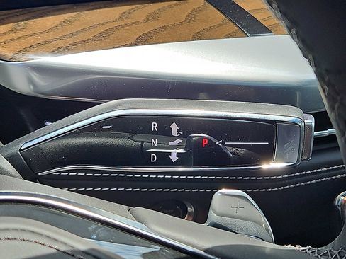 New 2025 Cadillac Escalade ESV Sport Platinum w/ LPO, ONYX Package image 16