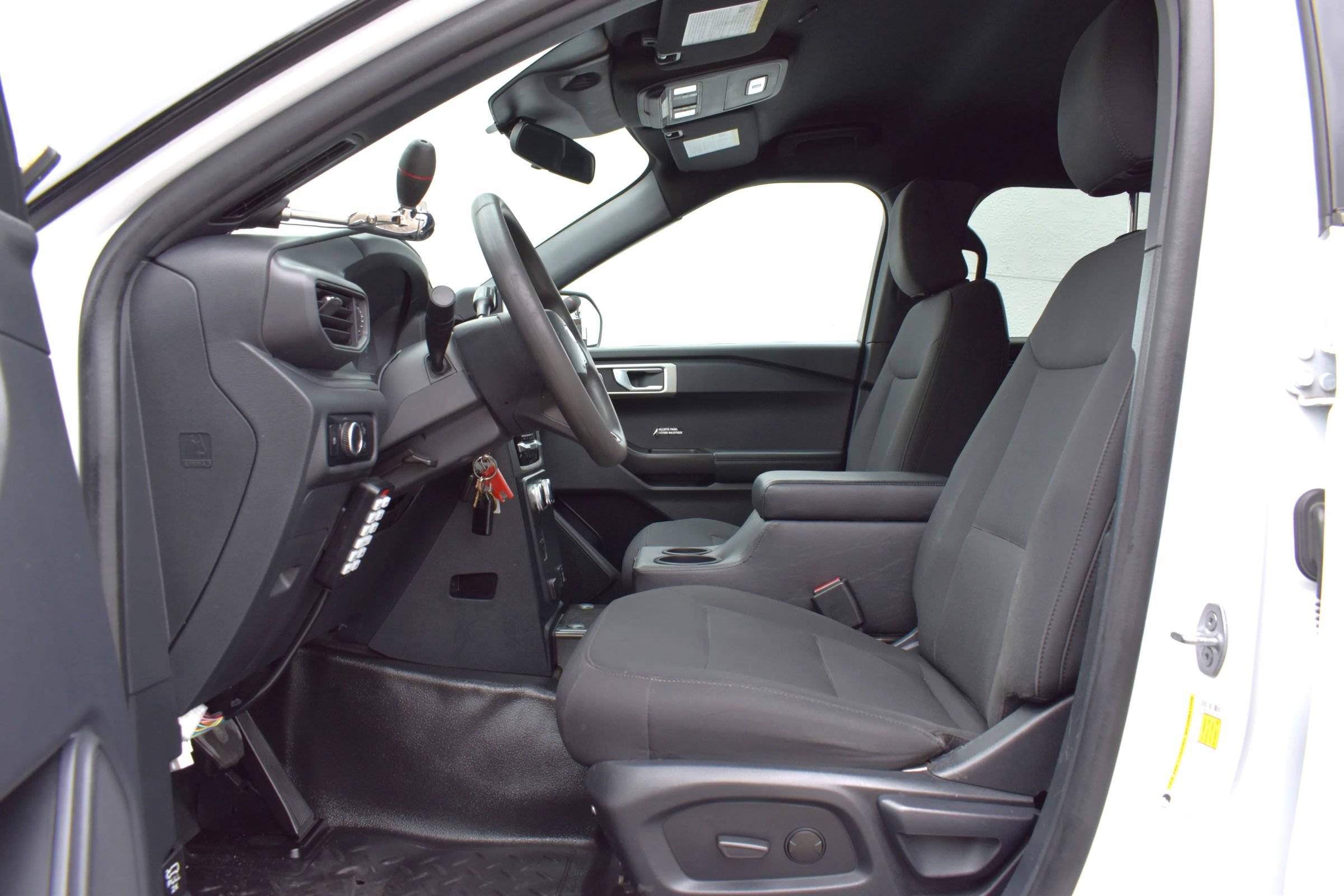 Used 2025 Ford Explorer 4WD Police Interceptor image 11