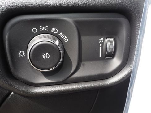 New 2026 RAM 5500 Tradesman w/ Chrome Appearance Group image 28