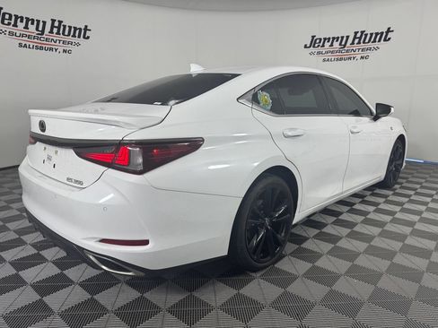Used 2022 Lexus ES 350 F Sport w/ Accessory Package 2 FWD image 7