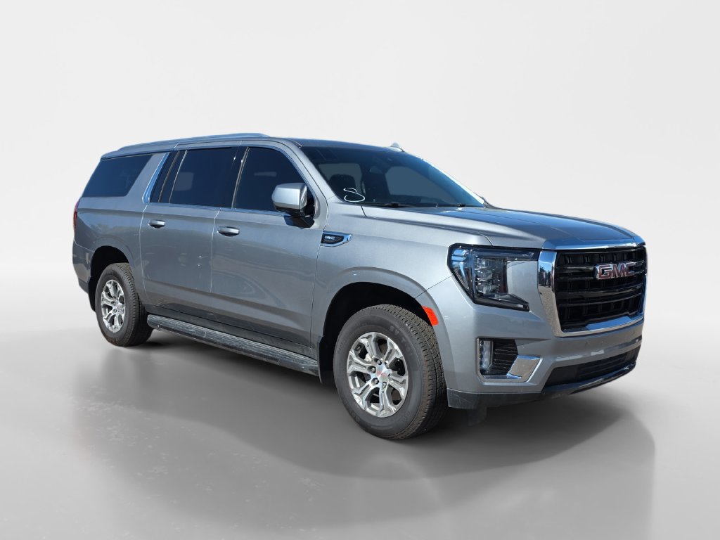 Used 2023 GMC Yukon XL SLE w/ Gmc Pro Safety Plus Package AWD/4WD image 7