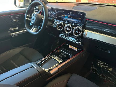 New 2026 Mercedes-Benz GLB 35 AMG 4MATIC image 16