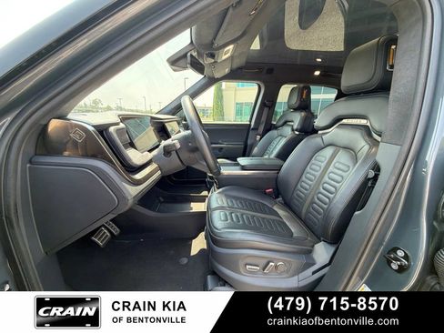 Used 2022 Rivian R1T Adventure AWD/4WD image 18