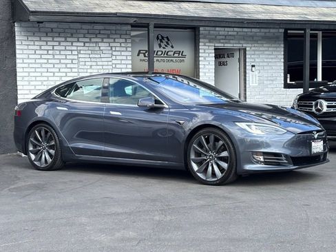 Used 2018 Tesla Model S 75D image 10