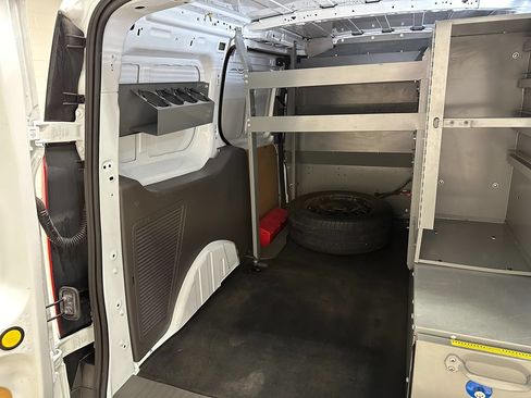 Used 2022 Ford Transit Connect XL FWD image 6