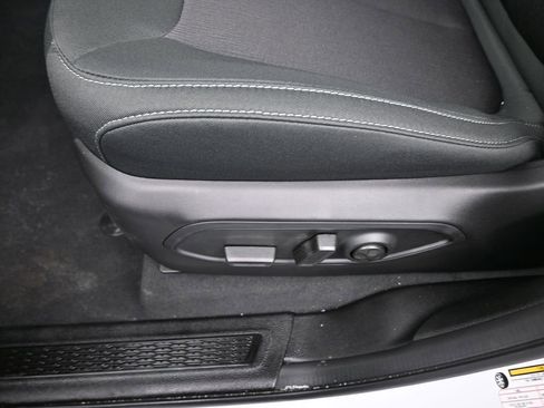 New 2026 Jeep Grand Cherokee L Laredo image 15