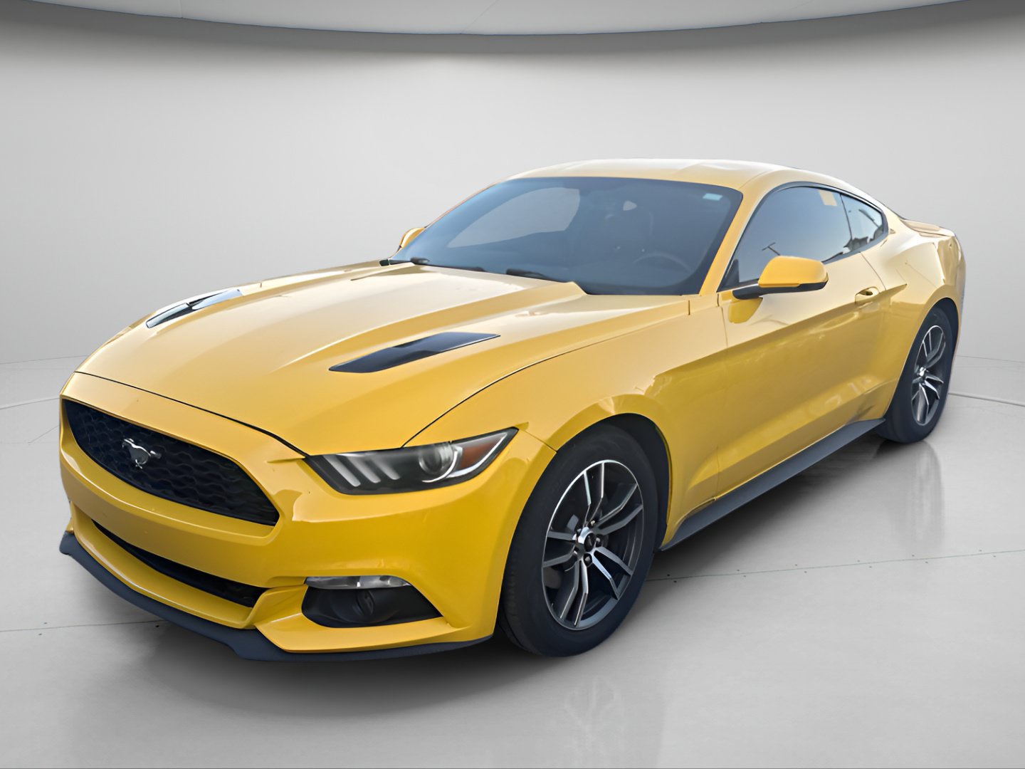 Used 2016 Ford Mustang Premium RWD image 6