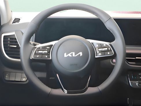 Used 2026 Kia Seltos SX AWD/4WD image 17