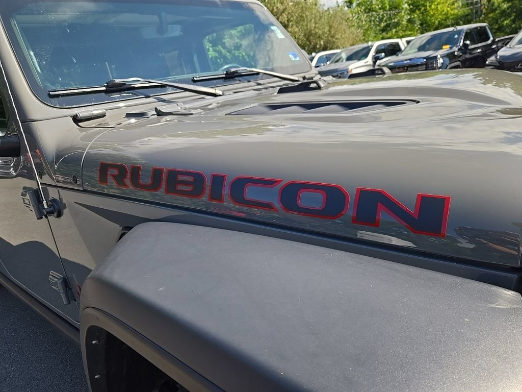 Used 2023 Jeep Gladiator Rubicon w/ Cold Weather Group AWD/4WD image 9