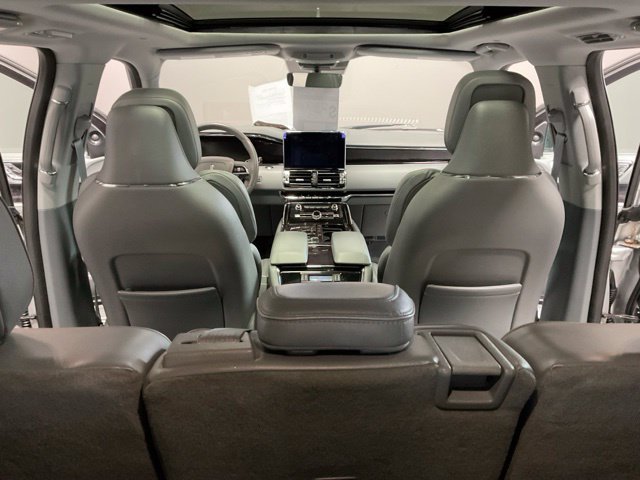 Used 2019 Lincoln Navigator Reserve AWD/4WD image 33