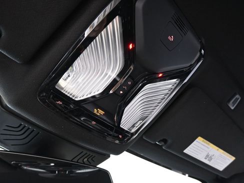 Used 2017 BMW 540i image 24