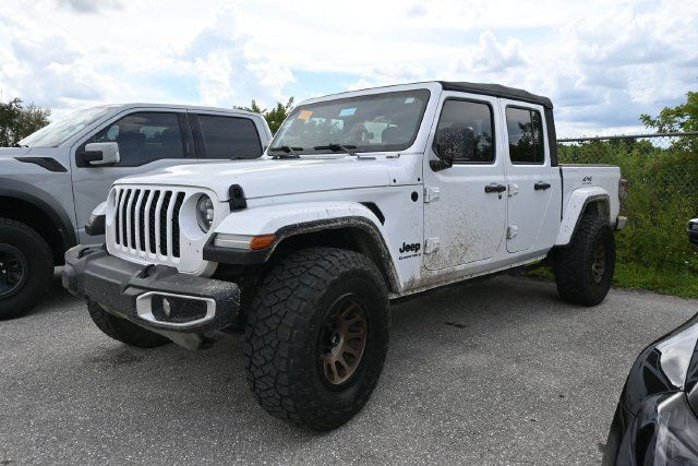 Used 2023 Jeep Gladiator Sport AWD/4WD image 5