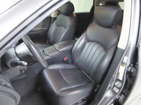 Used 2017 INFINITI QX50 AWD w/ Premium Plus Package image 21