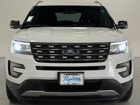 Used 2016 Ford Explorer XLT FWD image 7