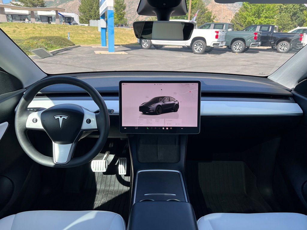 Used 2022 Tesla Model Y Performance AWD/4WD image 21