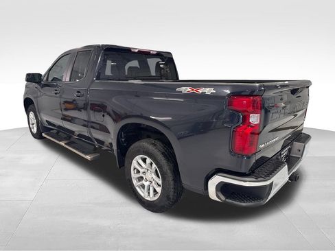Used 2024 Chevrolet Silverado 1500 LT AWD/4WD image 47