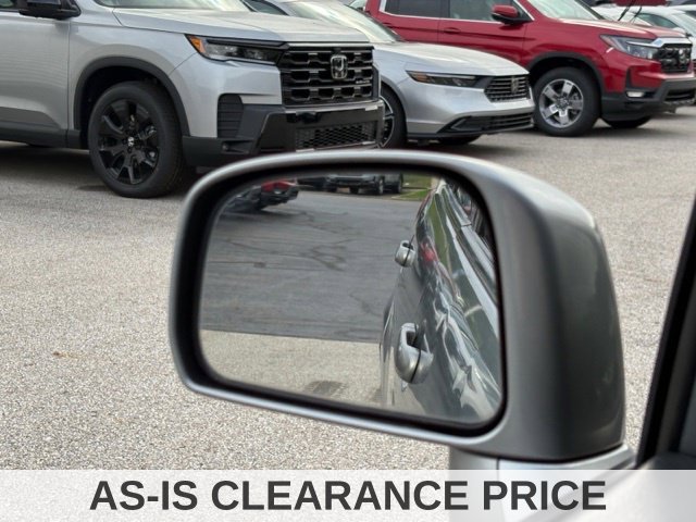 Used 2007 Nissan Versa Hatchback w/ ABS Pkg FWD image 34
