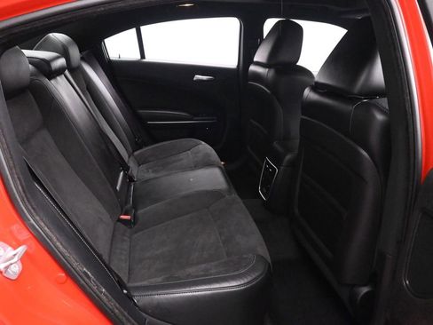 Used 2016 Dodge Charger R/T image 18