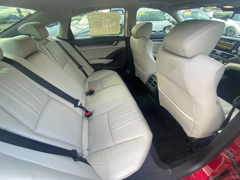 Used 2018 Honda Accord Touring image 20