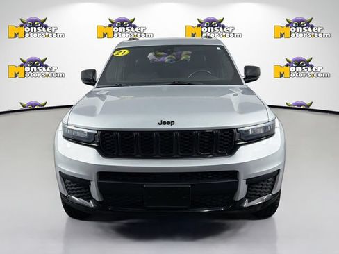 Used 2021 Jeep Grand Cherokee L Laredo AWD/4WD image 2