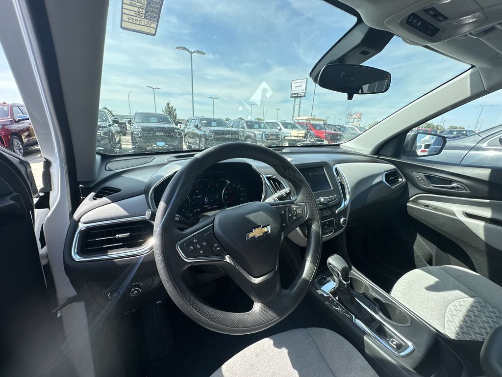 Certified 2024 Chevrolet Equinox LS w/ LS Convenience Package AWD/4WD image 10