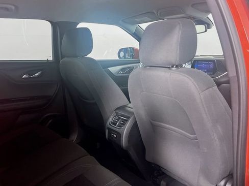 Used 2022 Chevrolet Blazer LT FWD image 8