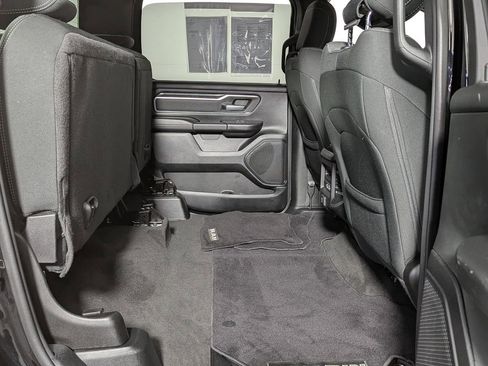 Used 2021 RAM 1500 Big Horn AWD/4WD image 39